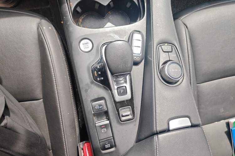 Used Infiniti QX50 2020 2.0T Two-Wheel Drive Fashion Edition
