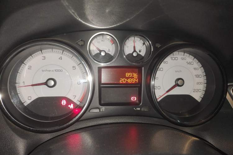 Used Peugeot 308 2013 1.6L Manual YouShang Model CNG
