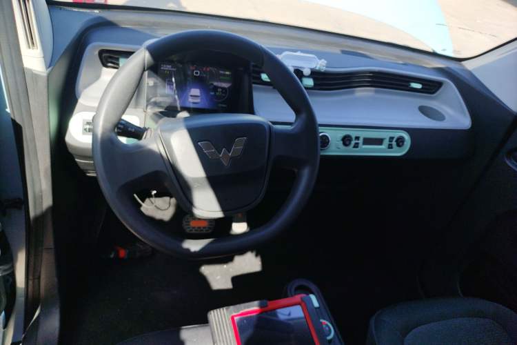 Used Wuling Hongguang MINIEV 2021 Macaron Fashion Edition Lithium-Ion Battery