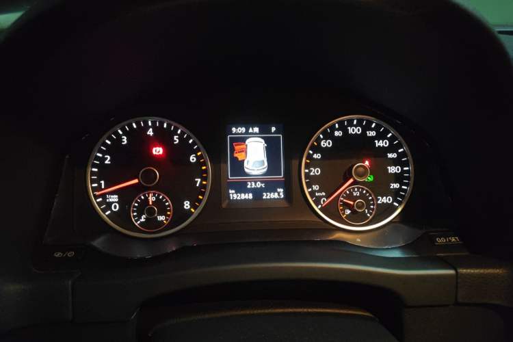 Used Volkswagen Tiguan 2015 1.8TSI Automatic Two-Wheel Drive Luxury Model Instrument Cluster