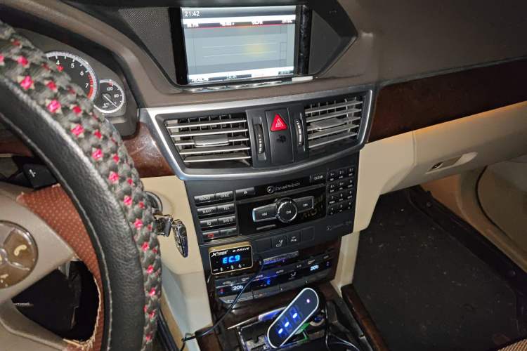 Used Mercedes-Benz E-Class 2013 E 260 L CGI Elegant Model
