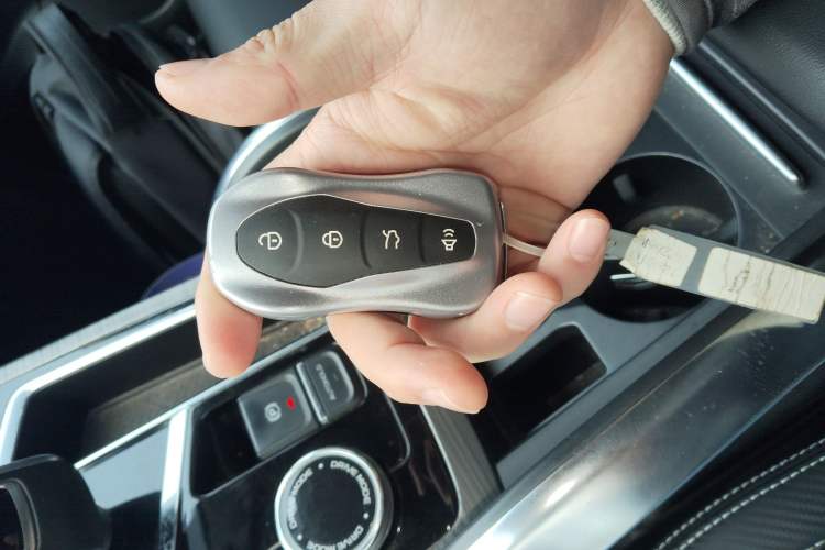 Used Geely Auto Emgrand X7 Sport 2020 1.8TD DCT Smart Connect PRO