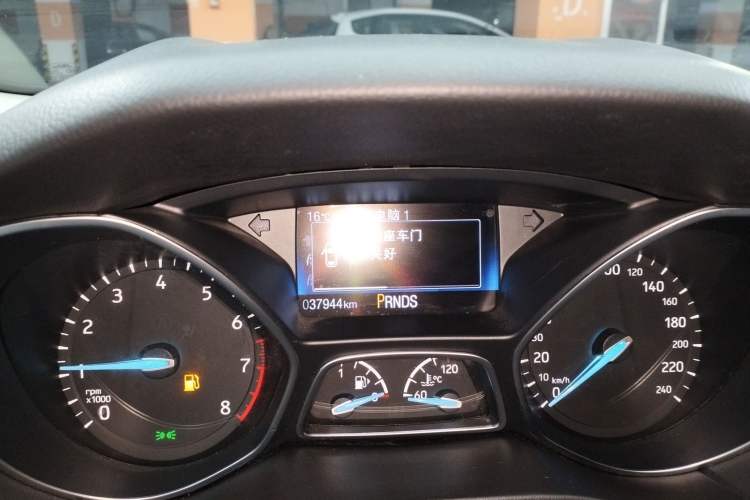 Used Ford Focus 2017 Hatchback EcoBoost 180 Automatic Elite Model Instrument Cluster