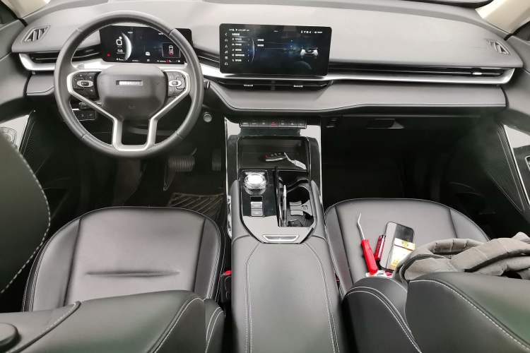 Used Haval H6 2021 3rd Generation 1.5T Automatic Two-Wheel Drive Pro Center Console