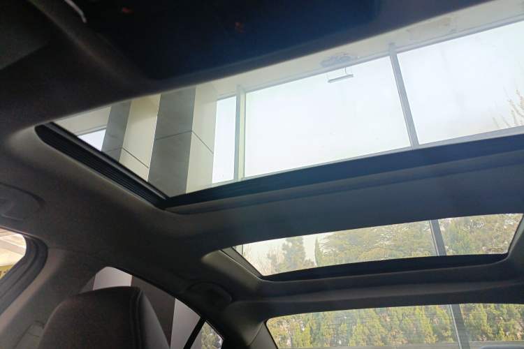 Used Nissan Teana 2022 2.0L XL-TLS Enjoyment Edition Headliner