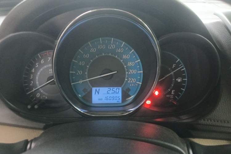 Used Toyota YARiS L Zhi Xuan 2014 1.5 GS Automatic Sharp Edition
