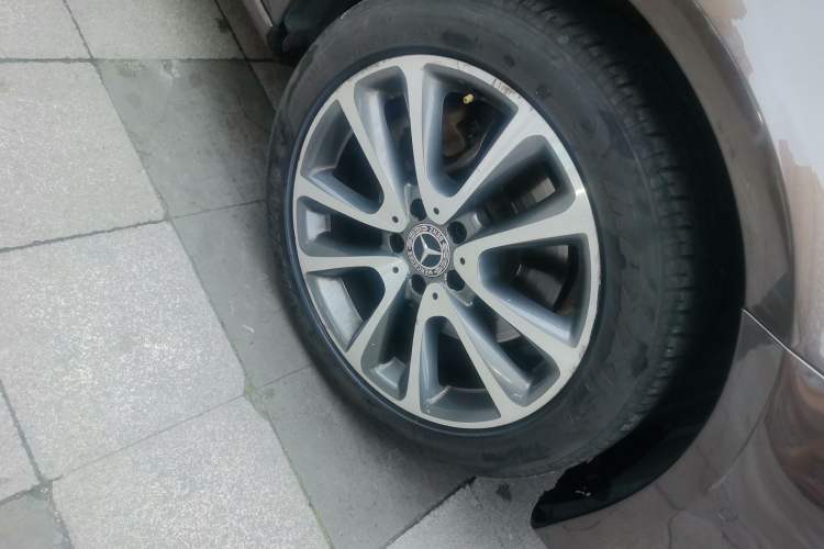 Used Mercedes-Benz E-Class 2017 E 200 L 4MATIC