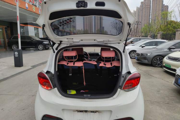 Used CHANGAN Benni E-Star 2022 Qingxin Edition Colorful Model Lithium Iron Phosphate
