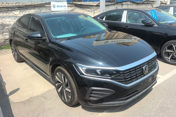 Used Volkswagen Passat 2026 Model, Outstanding 380TSI Longteng Edition Front Right 45 Deg
