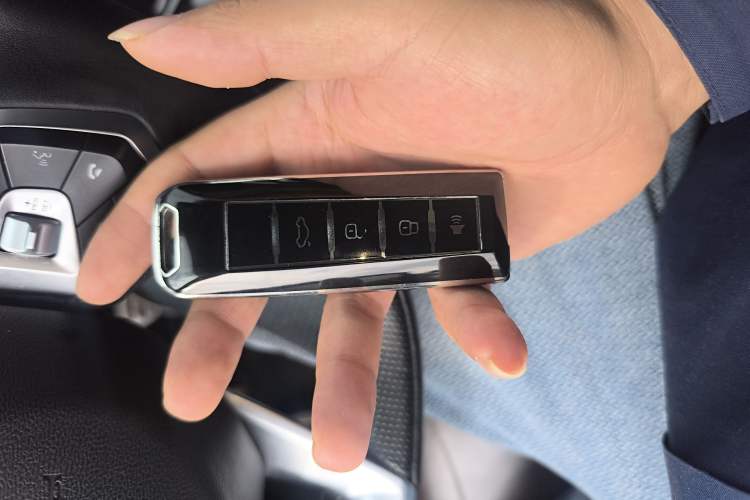 Used Wey VV7 2017 2.0T Flagship Model
