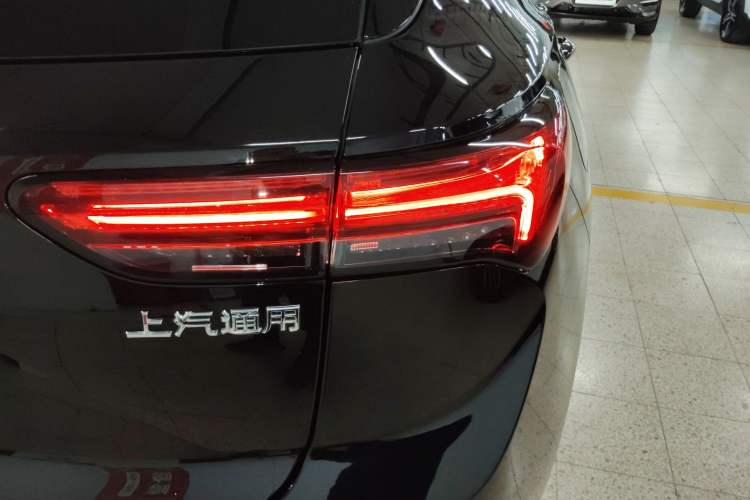 Used Buick Envision 2023 Encore S GS Four-Wheel Drive Sport Model Right Rear Taillight