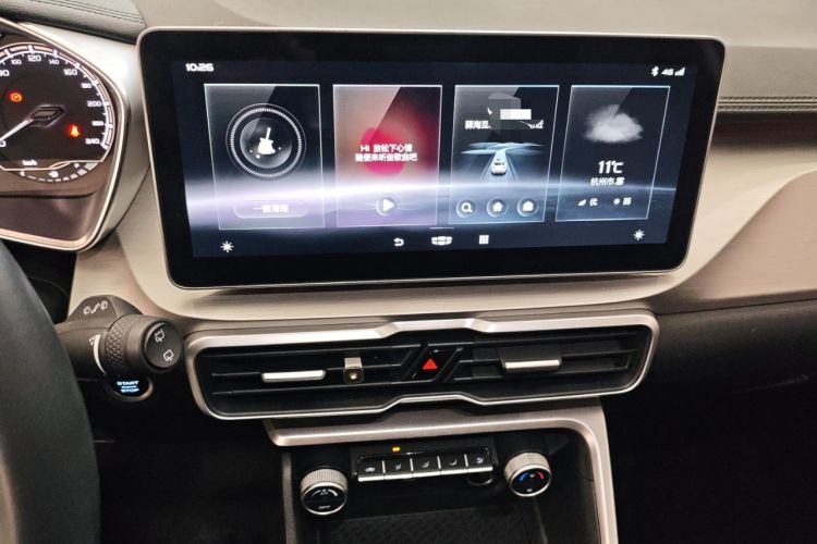 Used Geely Auto Coolray 2021 1.4T DCT Platinum Edition Audio And AC Panel