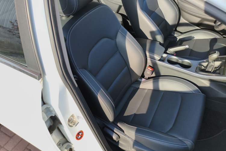 Used Geely Auto Emgrand 2018 1.5L Manual Upward Connect Edition Right Front Seat