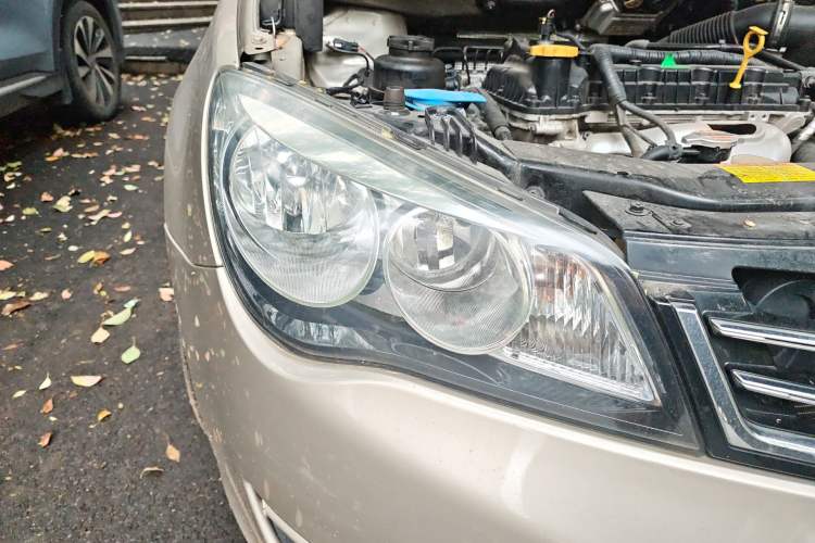 Used Roewe 350 2015 1.5L Manual Luxury Sunroof Edition