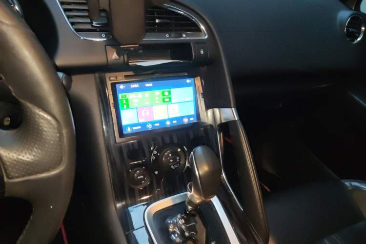 Used Peugeot 3008 2015 2.0L Automatic Trend Edition
