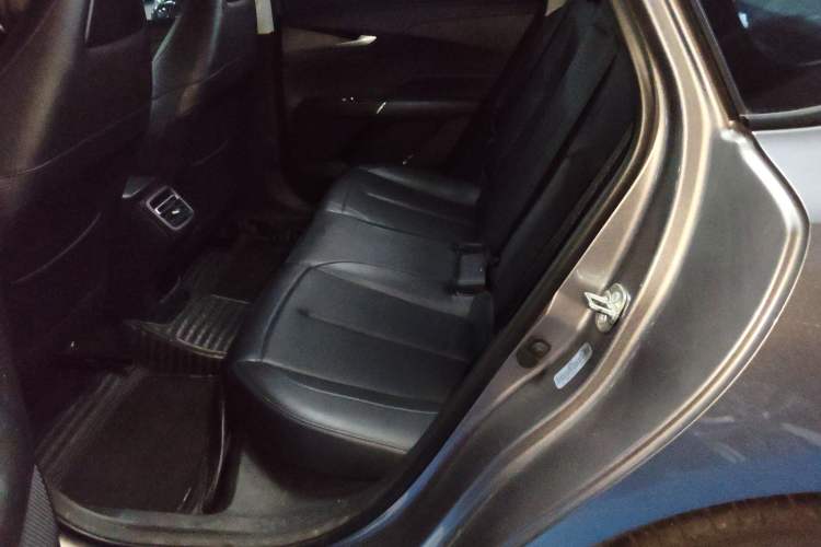 Used CHANGAN Eado DD 2023 Blue Whale NE 1.5T GDI DCT Navigation Model Left Rear Seat