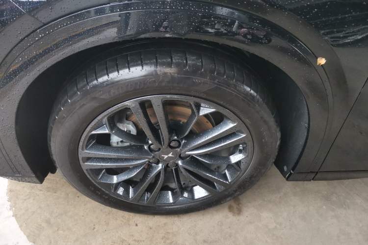 Used XPeng G6 2023 580 Long-Range Pro Exterior 4