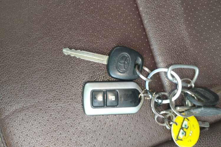 Used Toyota Verso 2015 180E CVT Crossover Edition Vehicle Key