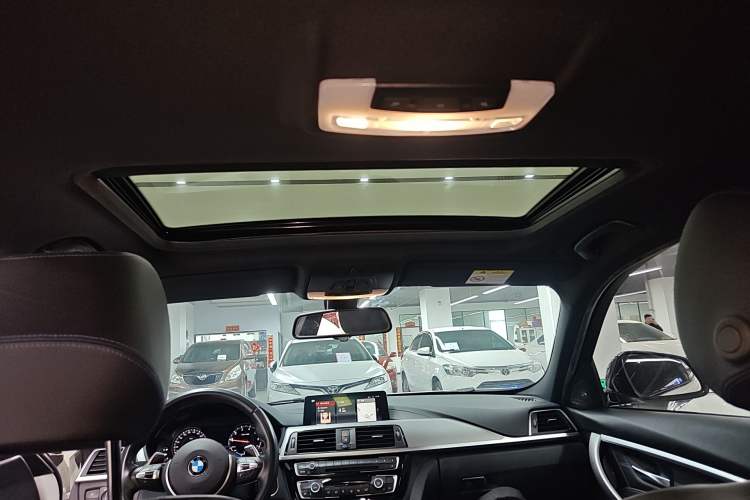 Used BMW 3 Series 2018 320i M Sport Night Edition