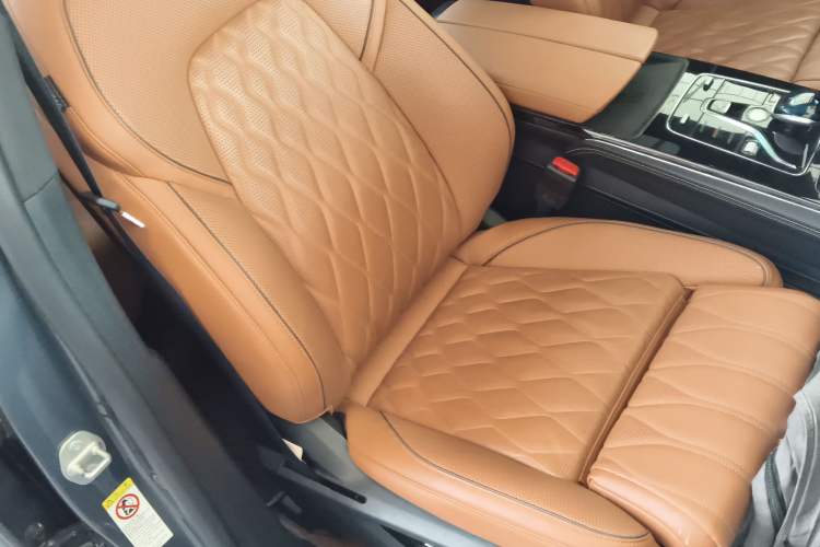 Used BYD Tang New Energy 2022 EV 730KM Luxury Model
