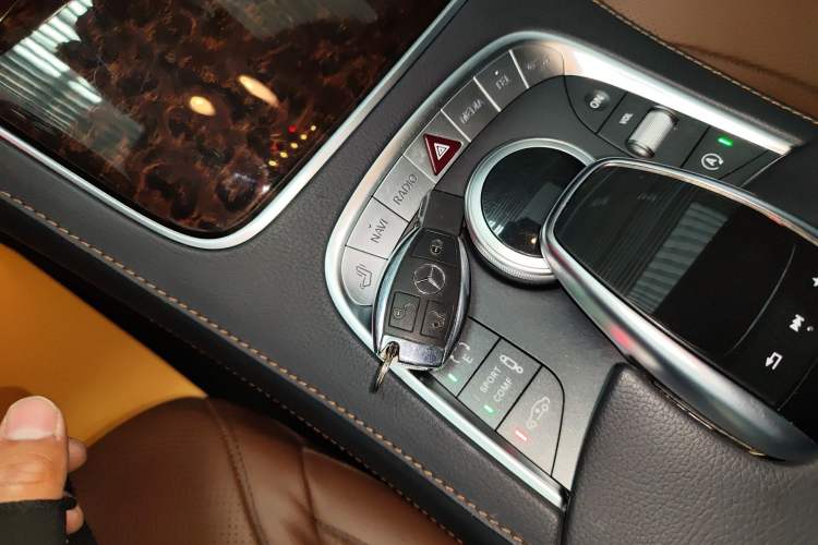 Used Mercedes-Benz S-Class 2017 S 320 L Business Upgrade Edition Vehicle Key