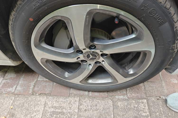 Used Mercedes-Benz E-Class 2018 Restyled E 300 L Sporty and Stylish Edition