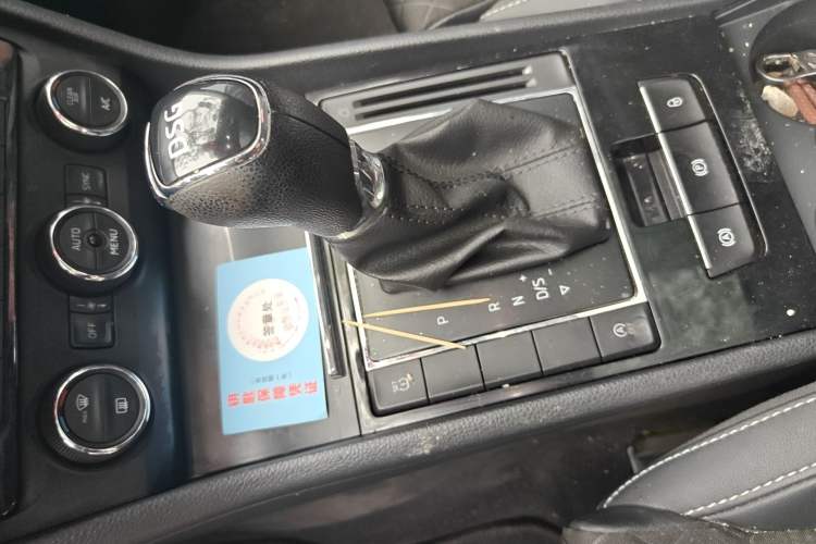 Used Skoda Superb 2018 TSI280 DSG Comfort Edition China V Standard Gear Lever