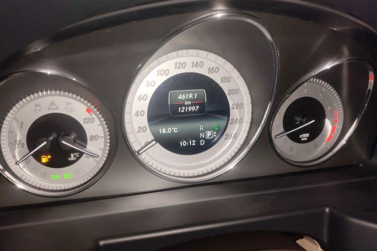 Used Mercedes-Benz GLK-Class 2013 GLK 300 4MATIC Luxury Model