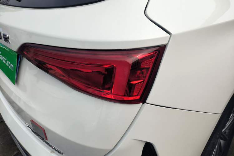 Used JETOUR X90 2019 1.6T DCT Smart Travel Edition 5 Seats China VI Standard