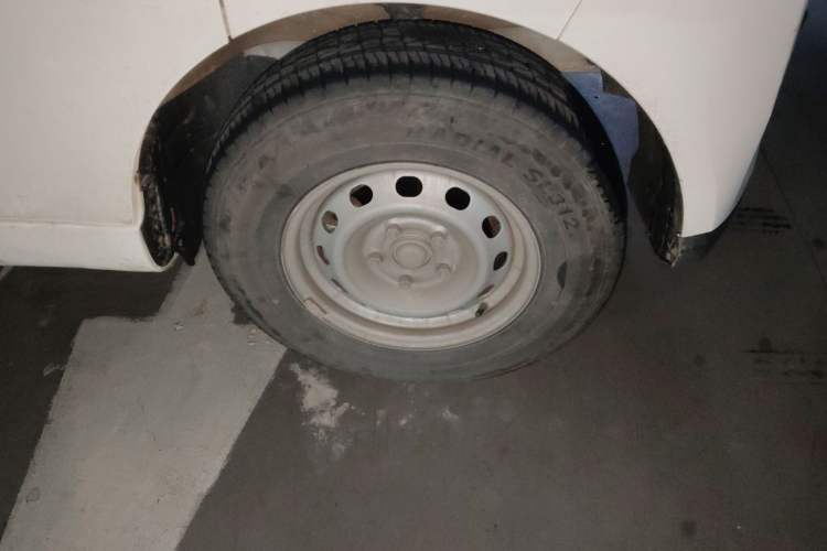 Used Farizon Xingxiang V 2023 V6E Ningde Times 41.86kWh Value Edition