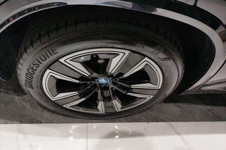 Used BMW iX3 2024 Leading Model