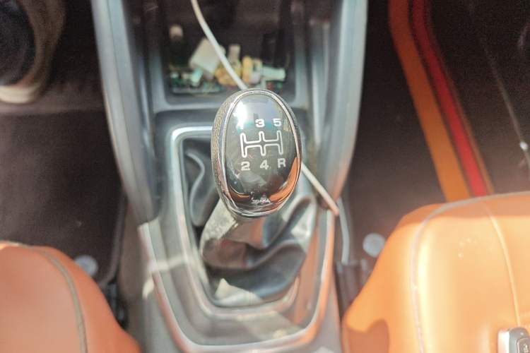 Used Foton Jiatu im8 2017 1.5L Smart-Style Model