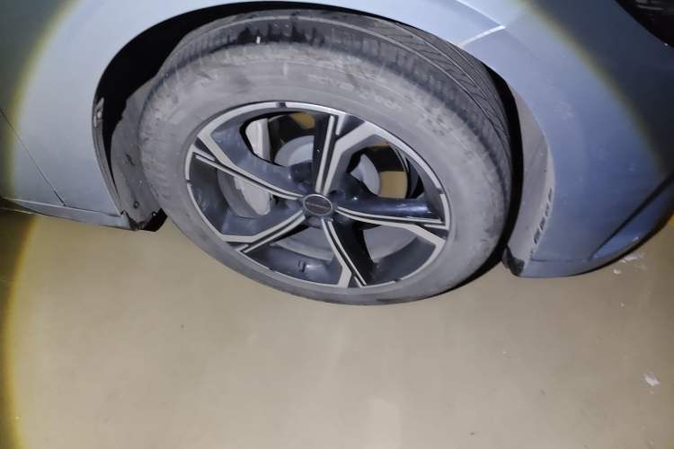 Used EXEED Star Era ES 2024 Max Long-Range Version Right Front Wheel Hub