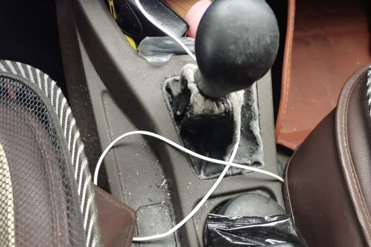 Used Wuling Rongguang V 2018 1.5L Standard Version
