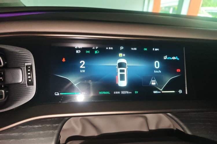 Used Denza D9 2022 DM-i 970 Four-Wheel Drive Flagship Model Instrument Cluster