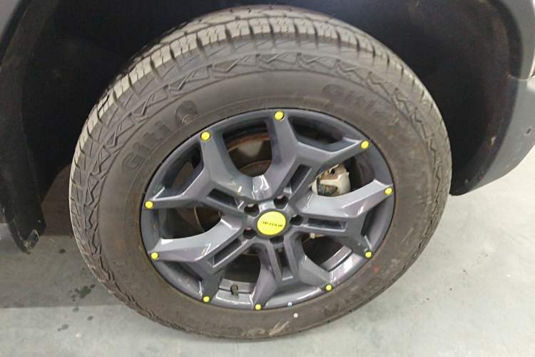 Used JETOUR Traveler 2023 2.0T All-Wheel Drive CrossPRO+ Right Front Wheel Hub