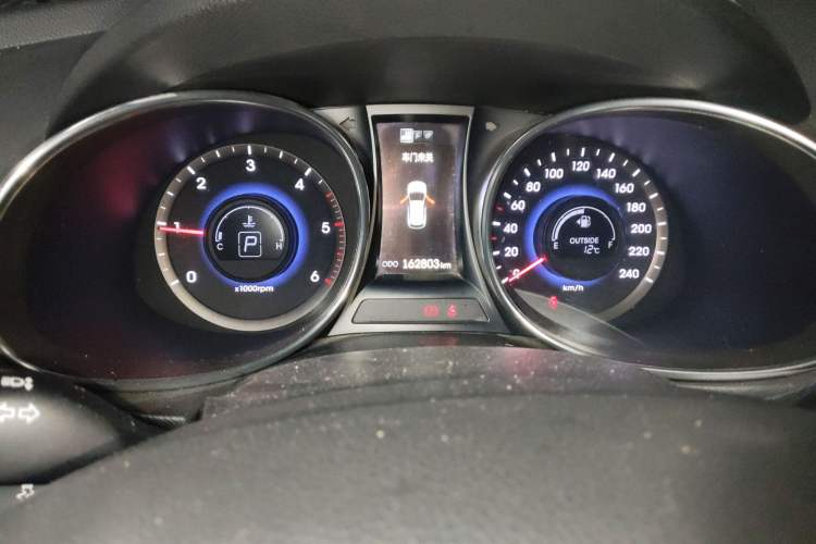 Used Hyundai Santa Fe Classic 2013 2.2T Four-Wheel Drive Comfort Edition with Navigation 7 Seats Instrument Cluster