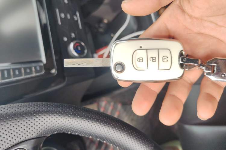 Used Dongfeng Fengon 580 2016 1.8L Manual Comfort Model