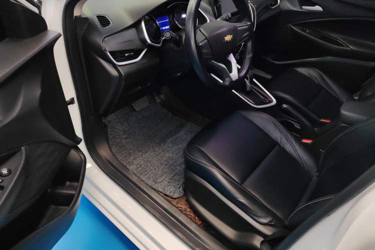 Used Chevrolet Cavalier 2020 325T Automatic Enjoyment Edition Driver Seat