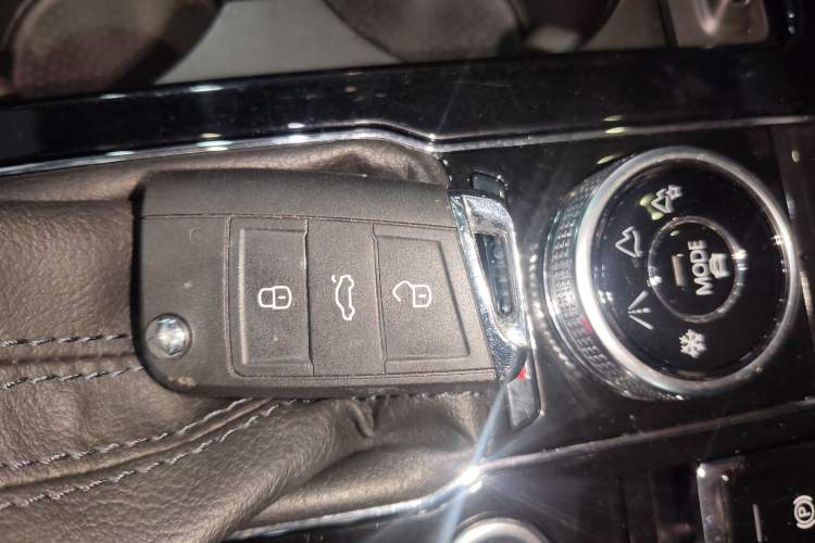 Used Volkswagen Teramont X 2019 380TSI Four-Wheel Drive Prestige Luxury Edition Vehicle Key