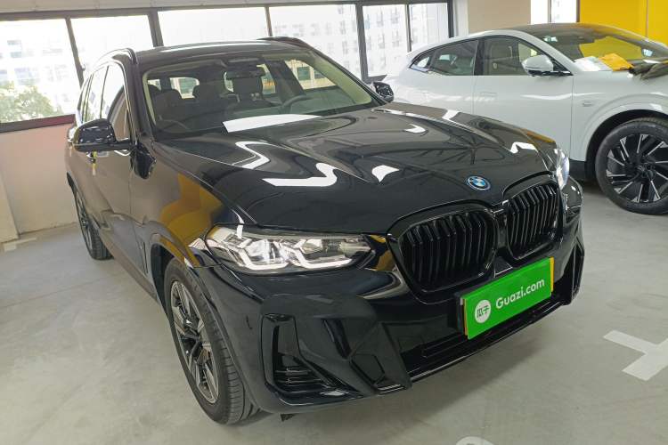 Used BMW iX3 2024 Leading Model
