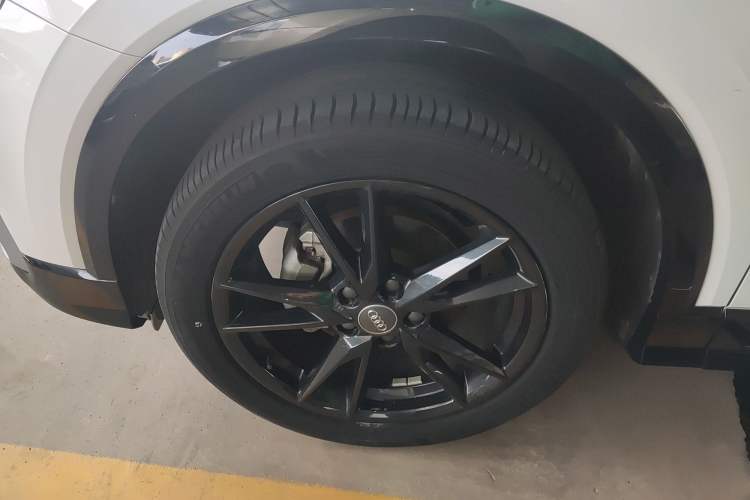 Used Audi Q2L 2020 35 TFSI Ambition Dynamic Edition
