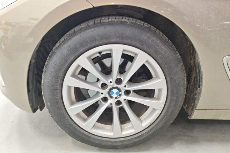 Used BMW 3 Series GT 2013 320i Leading Model Left Front Wheel Hub