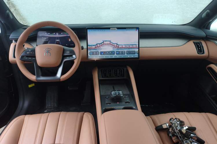 Used BYD Song L EV 2025 662 km Ultra-Range Version Interior 2