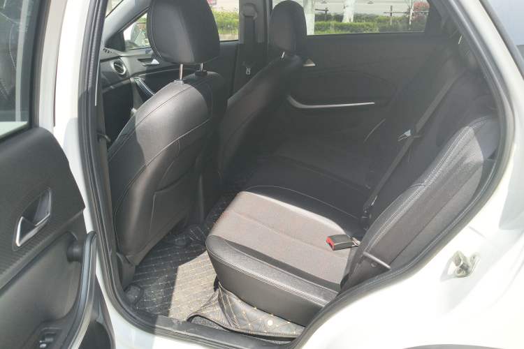 Used Chery Tiggo 3X 2018 1.5L Automatic Elite Edition Left Rear Seat