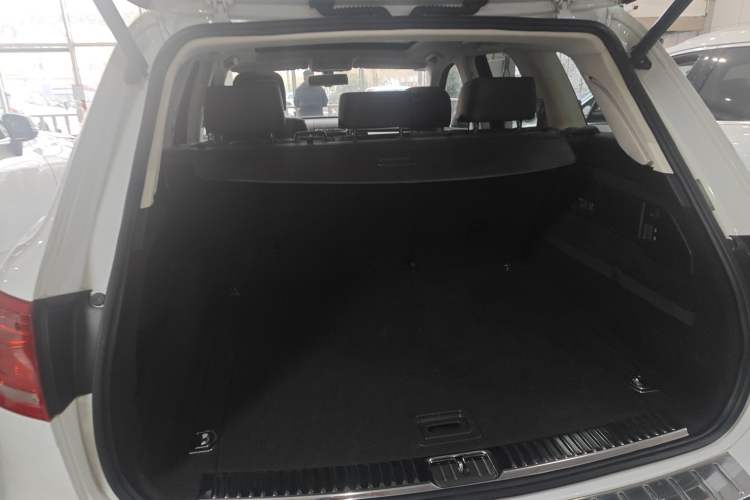 Used Volkswagen Touareg 2016 3.0 TSI Ignis Edition
