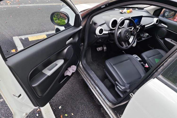 Used ORA Black Cat 2021 351 km Standard Version Driver Seat