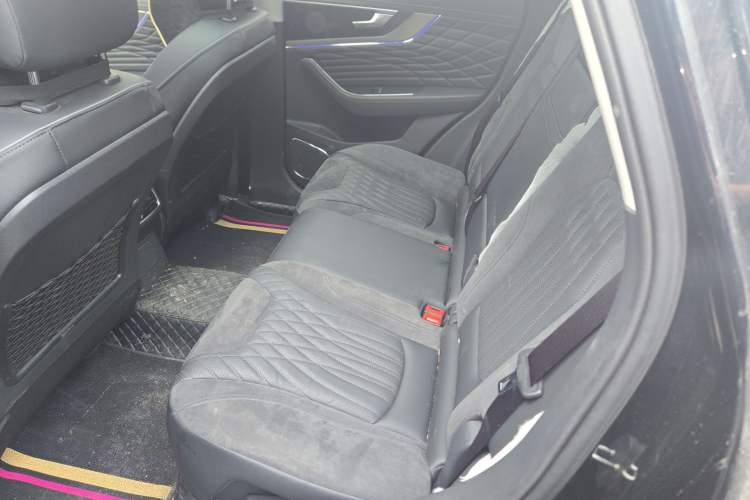 Used Hongqi HS5 2022 Revised Version 2.0T Smart Connect Flagship Edition