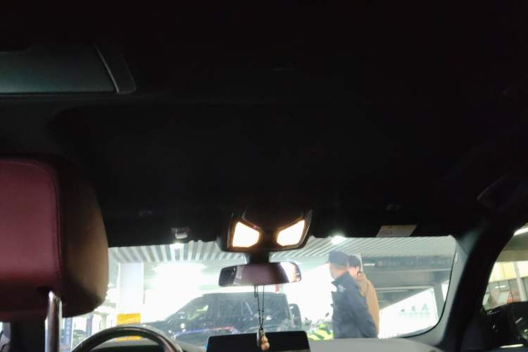 Used BMW 5 Series 2022 Restyled 530Li Leading Edition M Sport Package Headliner