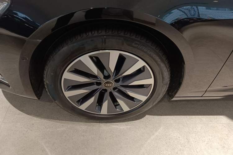 Used Audi A6L 2024 45 TFSI Prestige Elegant Edition
